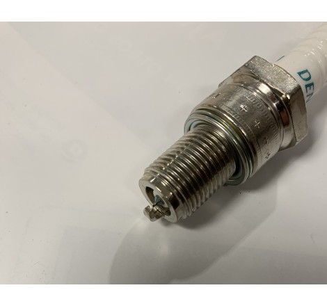 Bougie DENZO IW24 (équivalent N3G)