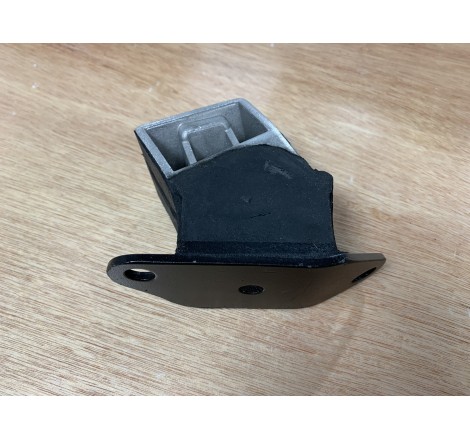 Support moteur coté gauche origine coté boite de vitesse (R5 Gt Turbo)