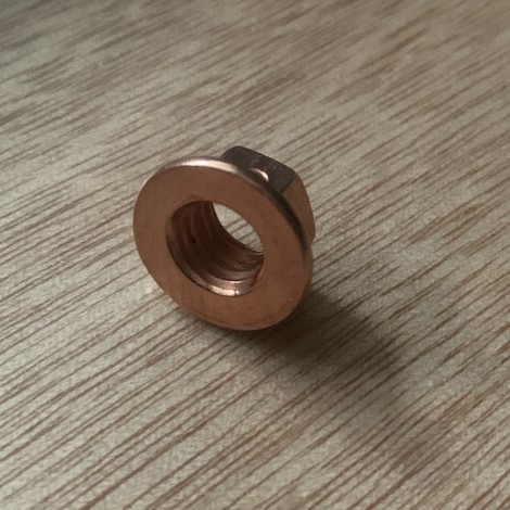 Ecrou autobloquant pour echappement M8x125 - Serrage avec une cle de 10