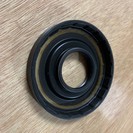 Joint spi de boite de vitesse JB3/JC5, avec differentiel a Ecrou